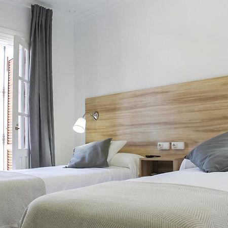 Hotel Restaurante Via Sevilla - Cadiz By Ma 22 Puntos El Cuervo  Kültér fotó