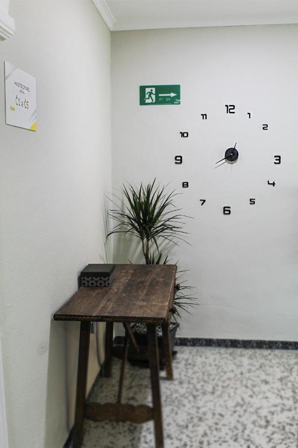 Hotel Restaurante Via Sevilla - Cadiz By Ma 22 Puntos El Cuervo  Kültér fotó